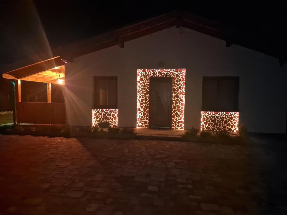 Villa Garden Bešeňová Esterno foto
