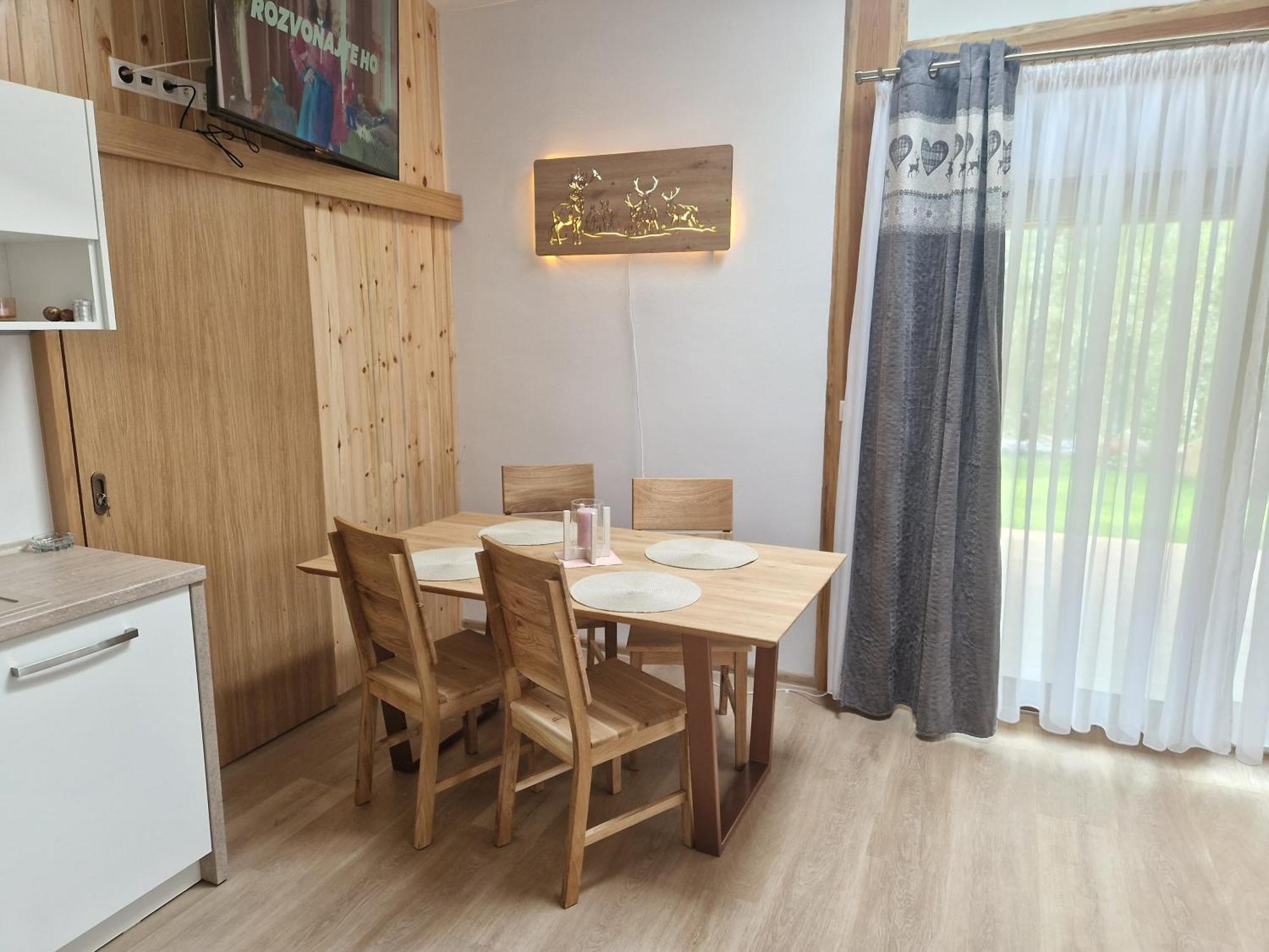 Villa Garden Bešeňová Esterno foto