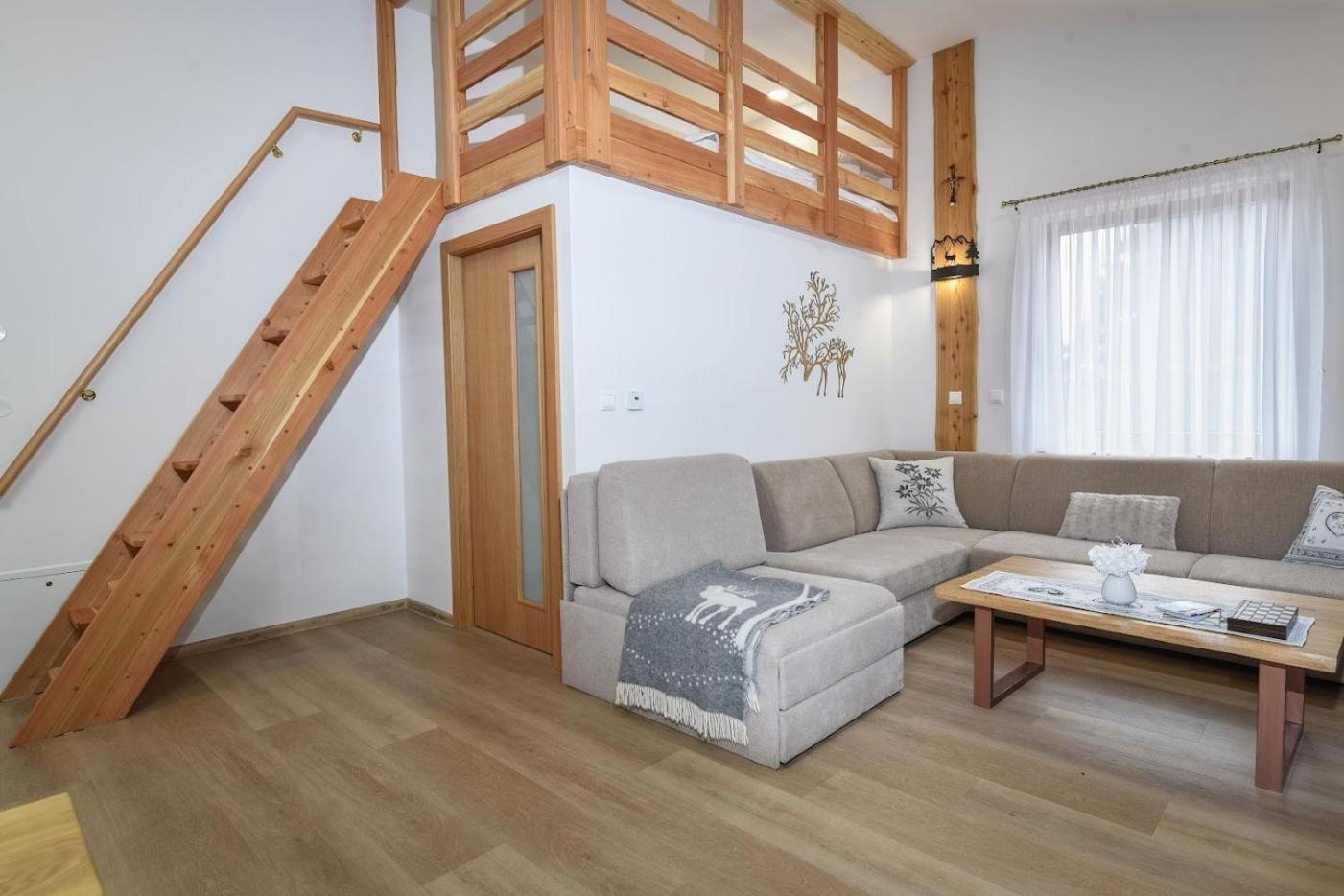 Villa Garden Bešeňová Esterno foto